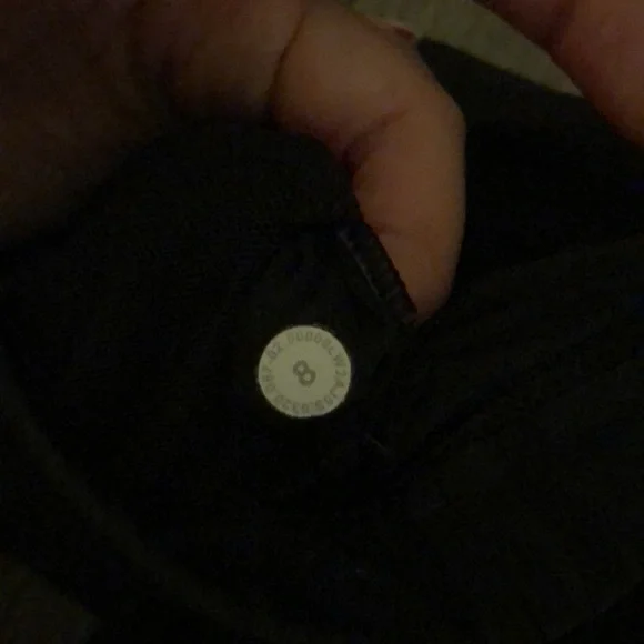 Lululemon black free to be serene bra size 8 - Picture 4 of 4